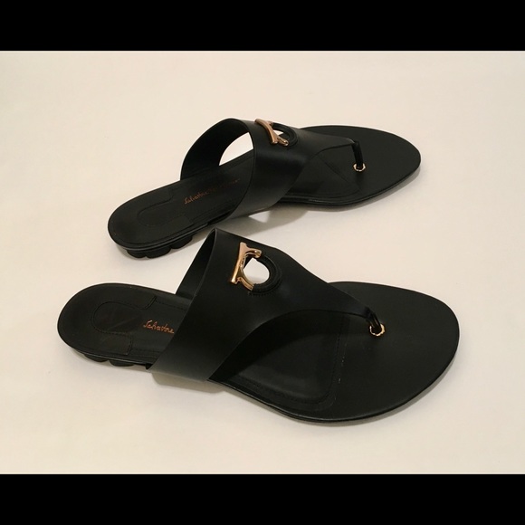 salvatore ferragamo thong sandals